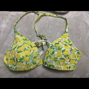 Lululemon bathing suit top